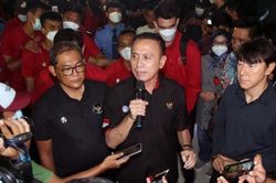U19 Việt Nam dắt tay U19 Thái Lan vào bán kết, LĐBĐ Indonesia muốn khiếu nại AFF
