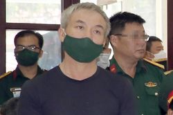 Hai cựu tướng cảnh sát biển tại tòa quân sự
