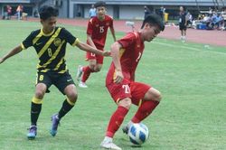 U19 Việt Nam thua đậm U19 Malaysia trong trận bán kết