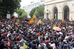 Sri Lanka ban bố tình trạng khẩn cấp giải quyết tình hình trong nước