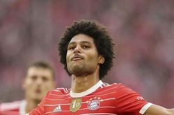 Man United, Chelsea và Arsenal, Serge Gnabry nên đến đâu?