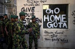 Tổng thống Sri Lanka trốn tới 'đảo thiên đường', giữa lúc khủng hoảng trầm trọng