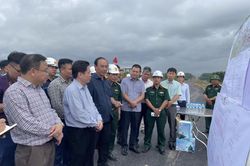 Thúc tiến độ, đưa cao tốc Bắc - Nam 'cán đích' đúng hẹn