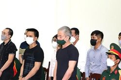 Đề nghị phạt 2 cựu Tư lệnh Bộ Tư lệnh Vùng Cảnh sát biển từ 15-17 năm tù