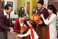 Vợ muốn về ngoại ăn Tết, chồng nổi giận quát: 'Xuất giá tòng phu!'