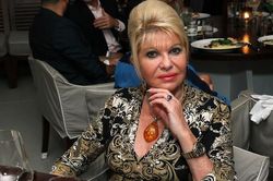 Bà Ivana Trump, vợ cũ ông Donald Trump, qua đời