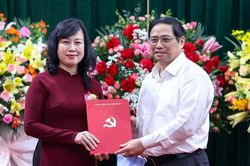 Bà Đào Hồng Lan được giao nhiệm vụ Quyền Bộ trưởng Bộ Y tế