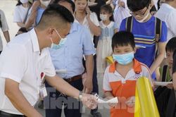 Vịnh Hạ Long thu tiền tỷ mỗi ngày nhờ du lịch trở lại