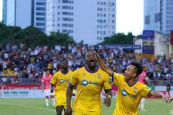 SLNA giành thắng lợi trong trận Derby Nghệ - Tĩnh