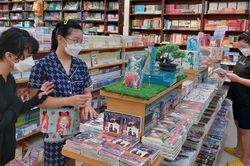 Sách giáo khoa - sách tham khảo: Nhập nhèm do đâu?