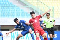 CĐV Thái Lan thốt lên cay đắng: 'Sao cứ thua Việt Nam hoài vậy!'