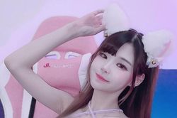 Mê đắm hot girl xinh đẹp hóa miêu nữ sexy hút vạn ánh nhìn
