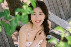 Tần Lam độc thân ở tuổi 43