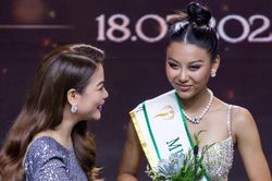 Nông Thúy Hằng không được cử đi thi Hoa hậu Trái Đất