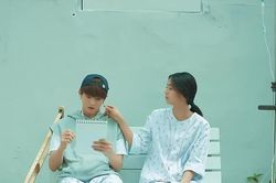 Yuna Itzy xấu hổ nghĩ lại cảnh đóng người yêu Jungkook BTS
