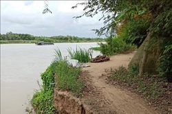 An Giang: Xuất hiện 2 điểm sạt lở gần nhau ở bờ Tây sông Hậu