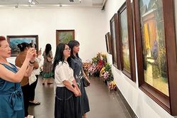 Tình đất và người vùng cao qua tranh vẽ