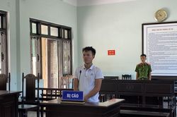 Chính trị - Xã hội Pháp luật - Cuộc sống Bị tù giam vì khai thác cát trái phép lấy 70 ngàn đồng
