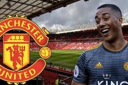 Chuyển nhượng cầu thủ Man Utd ngày 19/7: Atletico từ chối mua, MU giữ chân Ronaldo đến năm 2024; tiếp tục đàm phán Youri Tielemans