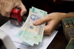 UBND tỉnh trả lời về lương vùng III cho viên chức y tế xã Chrôh Pơnan và thoát nước đường Nguyễn Chí Thanh, TP. Pleiku