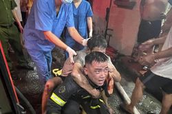 Hà Nội: Cứu 4 người thoát nạn trong đám cháy
