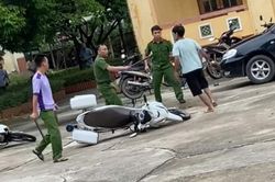 Tuyên Quang: Bắt khẩn cấp đối tượng chém bị thương cán bộ ủy ban, 'múa dao' với nhiều công an