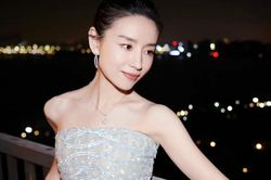 Đổng Khiết cấm chồng cũ gặp con suốt 10 năm