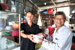 Quán cơm chay 0 đồng hỗ trợ người khó khăn