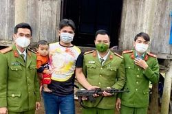 Phát huy vai trò của người có uy tín trong bảo vệ an ninh Tổ quốc