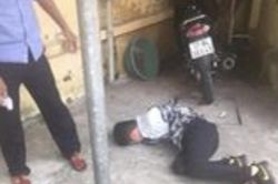 Mang súng nhựa đi cướp ngân hàng