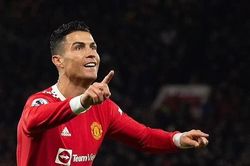 Ronaldo được khuyên gia nhập câu lạc bộ Arsenal
