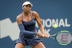 Venus Williams tái xuất nội dung đánh đơn