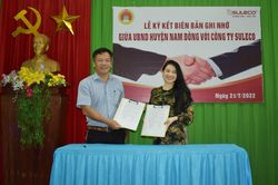 Kinh tế Kinh tế Nam Đông ký kết đưa người đi làm việc ở nước ngoài theo hợp đồng