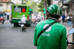 Grab vẫn chưa có báo cáo về phụ thu nắng nóng