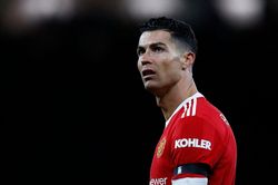 Lý do Ronaldo liên tiếp bị các đội bóng lớn từ chối