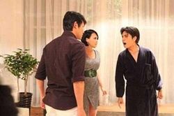 Gặp lại tình cũ của vợ, chồng cay cú 'thằng con tao giống mày lắm', nào ngờ chết đứng nhận được câu này