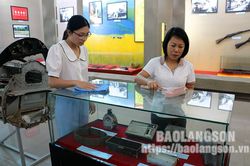 Hiện vật lịch sử – cách mạng: Tái hiện về một thời hoa lưảTin khácĐiểm tựa vững chắc cho người lao độngSâu nặng nghĩa tình