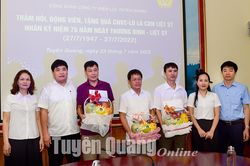 Công ty Điện lực Tuyên Quang thăm hỏi, tặng quà gia đình chính sách, Mẹ Việt Nam Anh hùng