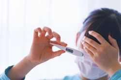 Sai lầm khiến bệnh sốt xuất huyết diễn biễn nguy hiểm