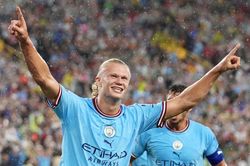 Haaland 'mở tài khoản', Man City đả bại Bayern Munich