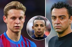 Xavi gặp riêng De Jong yêu cầu rời Barca đến MU