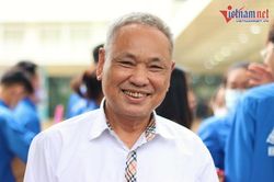 Cụ ông 82 tuổi ở Hà Nội đỗ tốt nghiệp