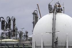 Greenpeace cảnh báo xây 12 trạm LNG ảnh hưởng tới mục tiêu khí hậu của Đức