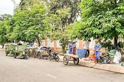 Cần sớm di dời 2 địa điểm tập kết rác thải bất hợp lý