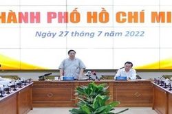 Thủ tướng Phạm Minh Chính: TP.Hồ Chí Minh phải gắn phục hồi kinh tế với giải quyết ngay ách tắc cho các dự án lớn