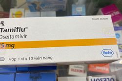 Hà Nội: Thuốc Tamiflu điều trị cúm A lại bị 'thổi giá'