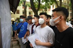 Tránh nhầm 'điểm sàn' với điểm chuẩn đầu vào