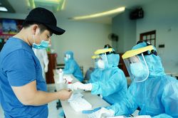 TPHCM sẽ tái lập khai báo y tế tại cửa khẩu ngăn bệnh đậu mùa khỉ