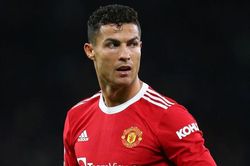 Agbonlahor: 'Ronaldo sẽ gia nhập Liverpool ngay khi có thể'