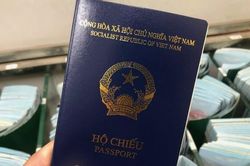 Gỡ vướng việc Đức tạm dừng cấp thị thực với hộ chiếu phổ thông Việt Nam mẫu mới